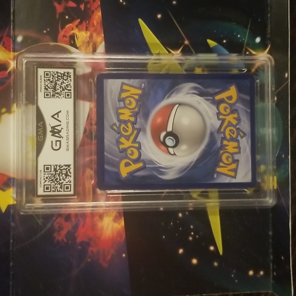 Charizard GX - Picture 2 of 3